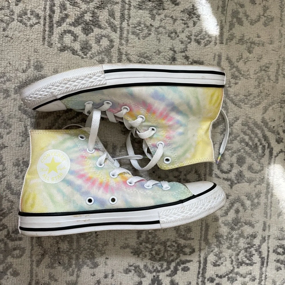 Pastel tie-dye converse - Picture 2 of 3